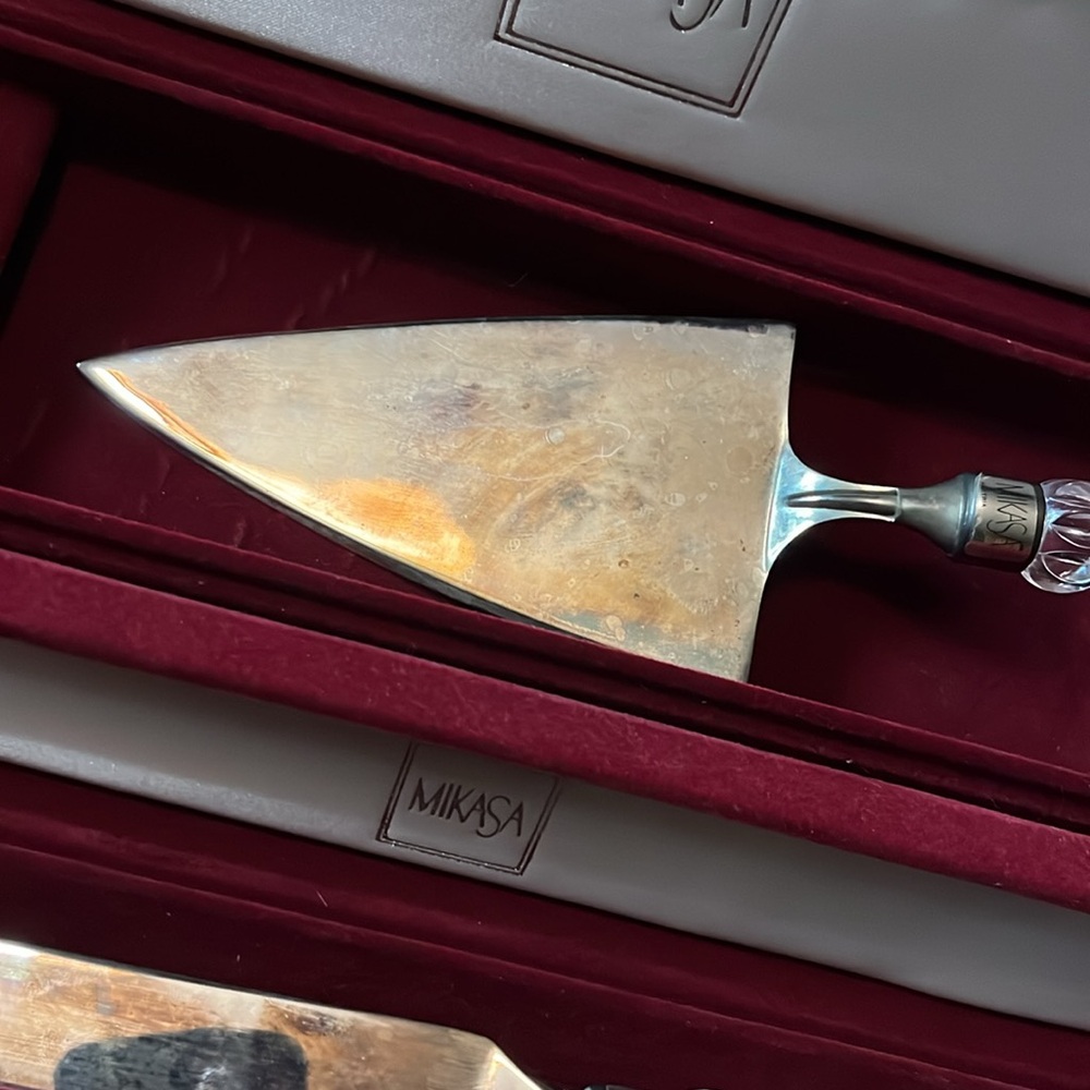 Vintage MIKASA Austria Cake Cutting Set - Picture 2 of 4